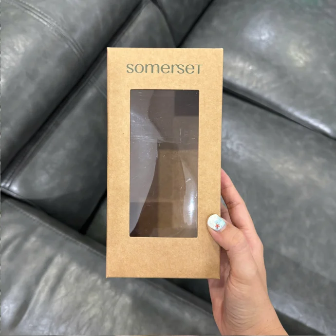 Hộp Giấy Kraft Có Cửa Sổ Trong – Thân Thiện, Tinh Tế, Dễ Tùy Biến